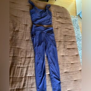 Old Navy Activewear Set, Power Soft leggings/top, Cloud 94 Soft top, Nebula